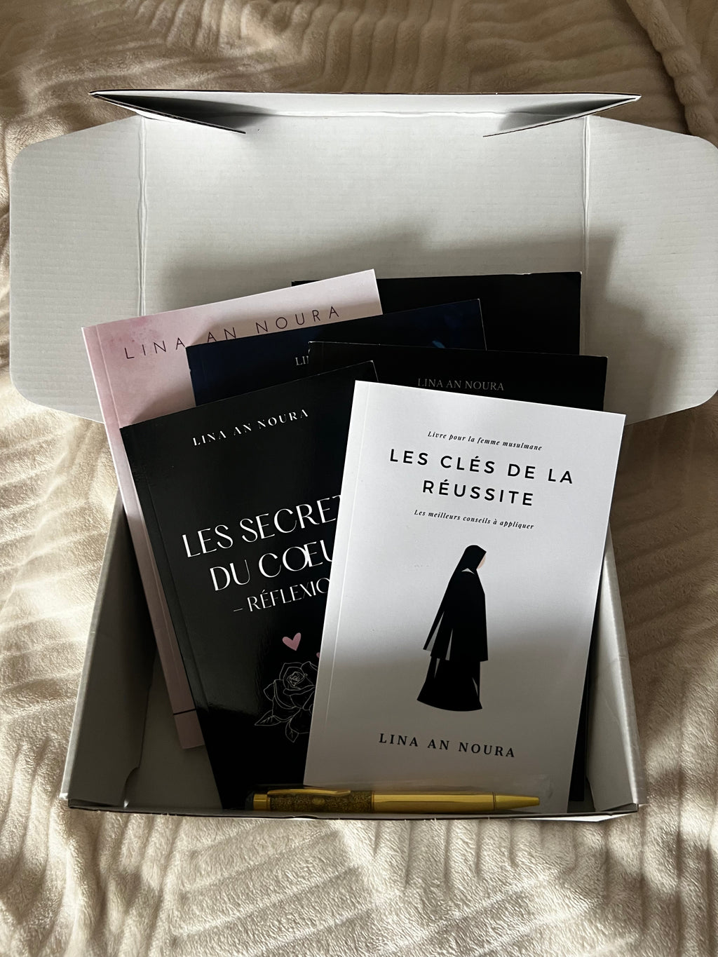 PACK OF 6 BOOKS 